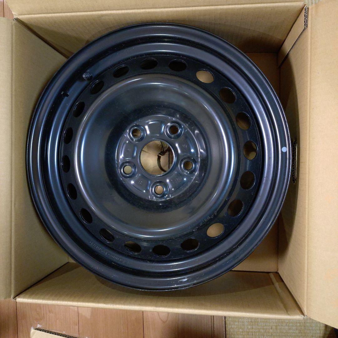 90 ノア　16インチ　純正ホイール　ホイールカバー　それぞれ4個　ナット20個