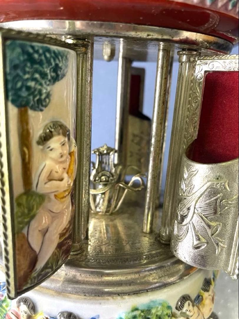 『REUGE』リュージュ　陶器製カラクリ オルゴール　葉巻入れ　アンティーク