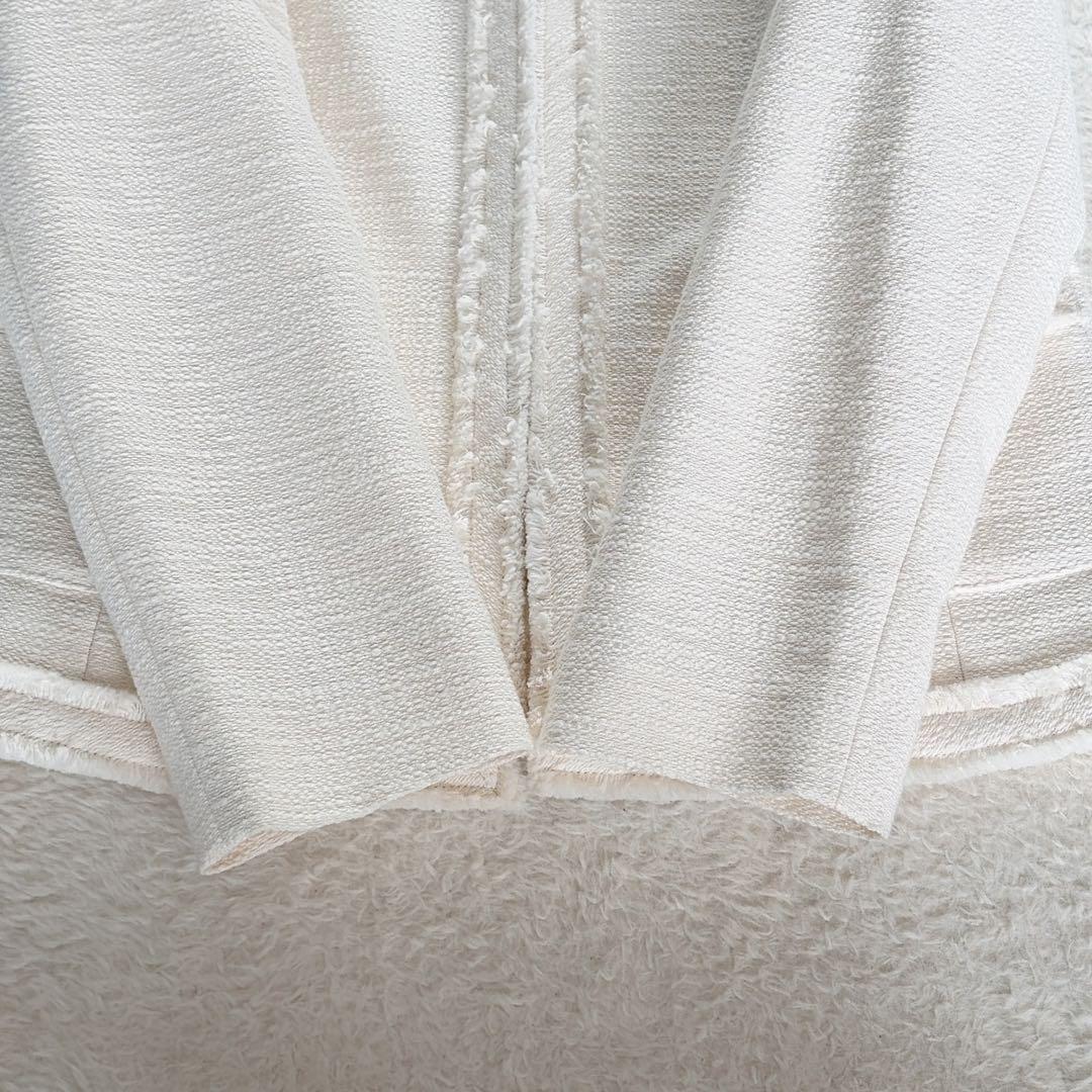 新品タグ付き✨【自由区】ツイードノーカラージャケット 金ボタン イタリア生地38