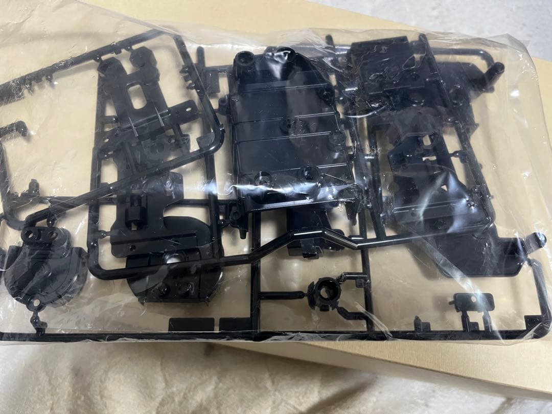 値下げ タミヤ BTー01 シャーシ トヨタスープラボディ付き