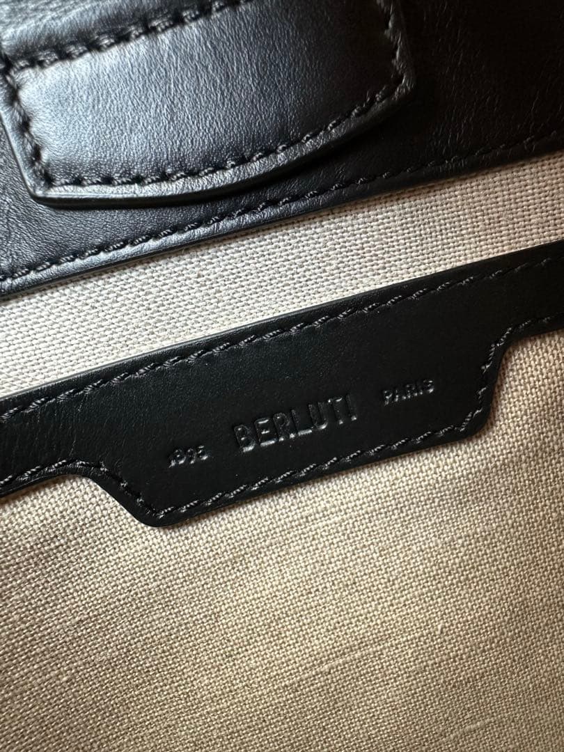 専用　BERLUTI トゥジュール ガリバー スクリットレザー メッセンジャー