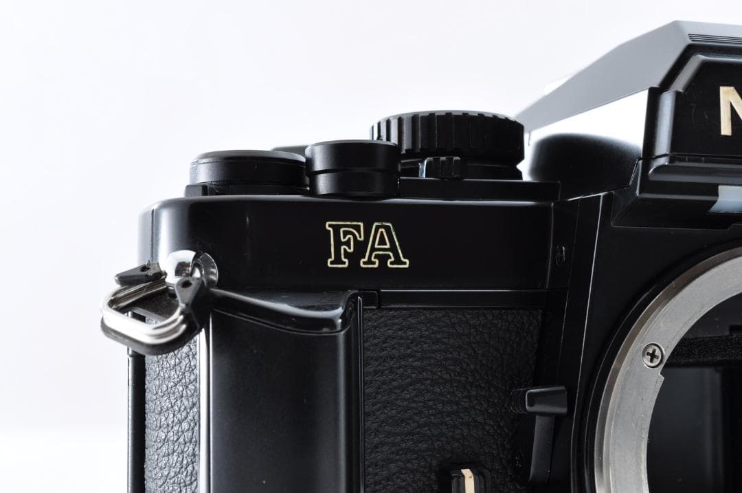 元箱付き Nikon FA データバックMF16付き 一眼レフカメラ 黒