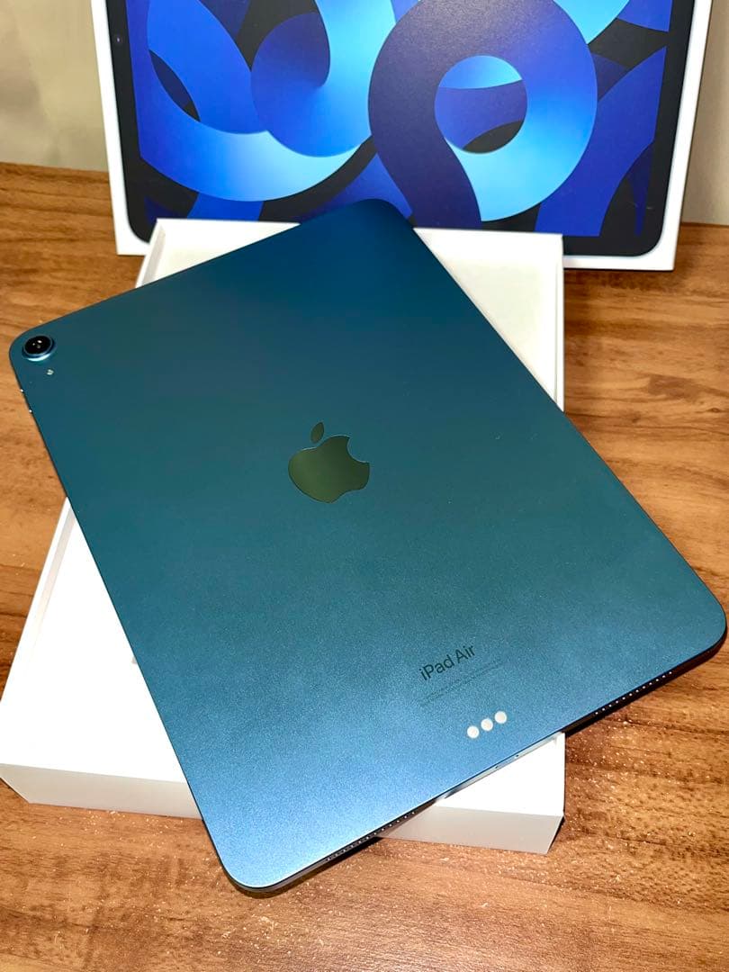 Apple iPad Air 第5世代 Wi-Fi 64GB ブルー おまけ付