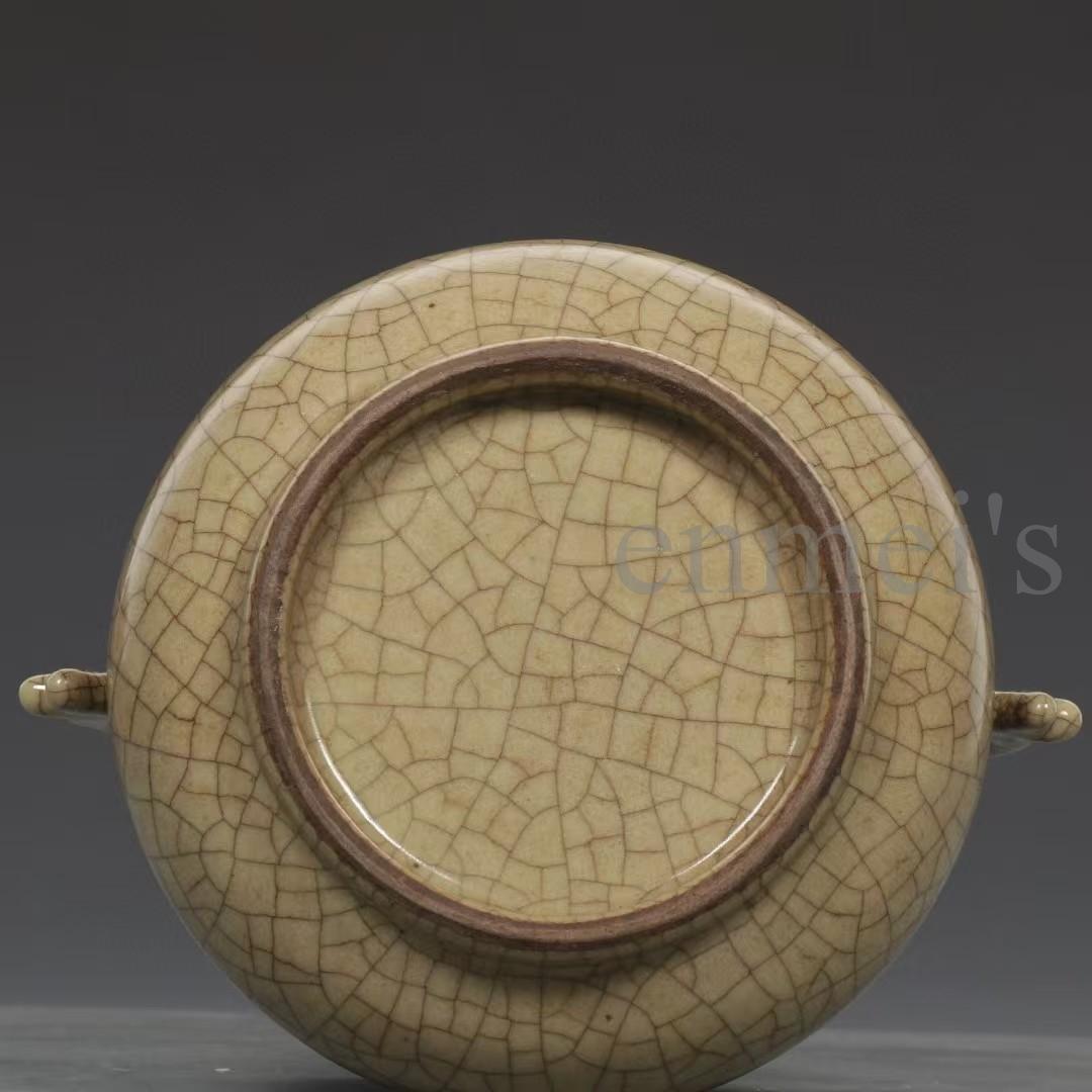 中国古美術・清哥窯款・米黄釉双耳香炉・木箱付・文房具・陶磁器・置物・禮品・仏具