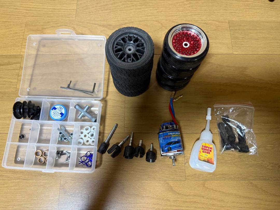 Formula E 祝 東京開催！　タミヤ ラジコンカー