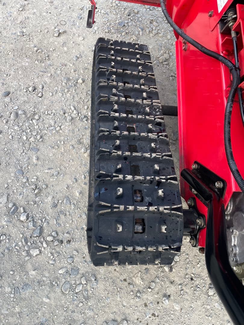 SSS先生にご購入いただきました。 ヤナセ除雪機　8-9G　　中古品