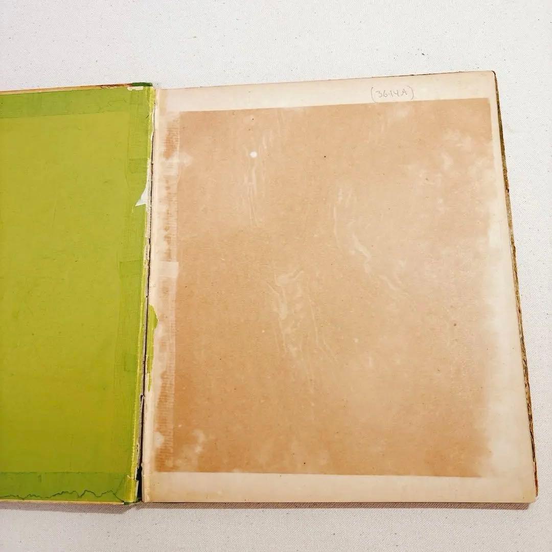 A DAY IN A CHILD　ケイト グリーナウェイ 楽譜　絵本　子ども