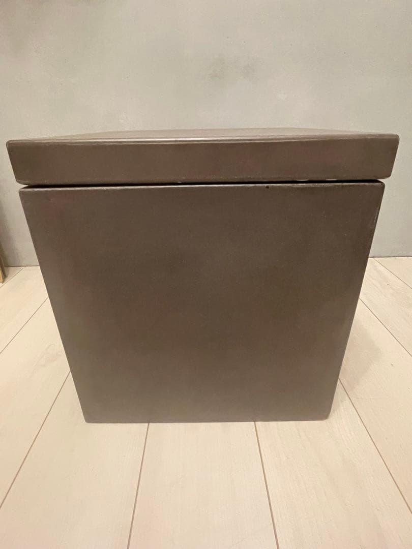 FLYING table モーダ・エン・カーサ　フライングテーブル