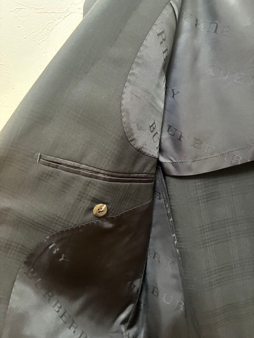 【極美品】BURBERRY（バーバリー）黒　ブラック　チェックスーツセットアップ