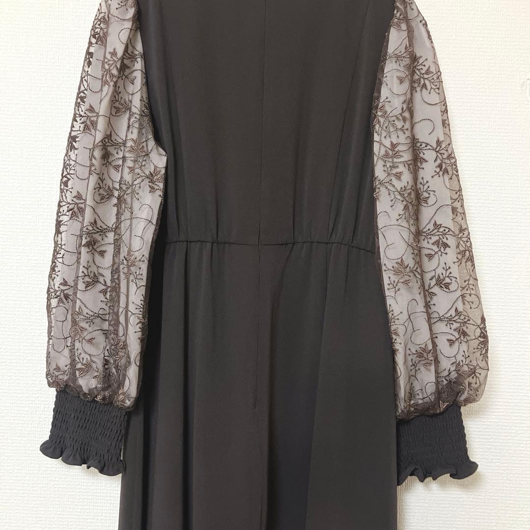 完売品　美品　刺繍 シアー トライアングルデザイン エンブロイダリー ワンピース