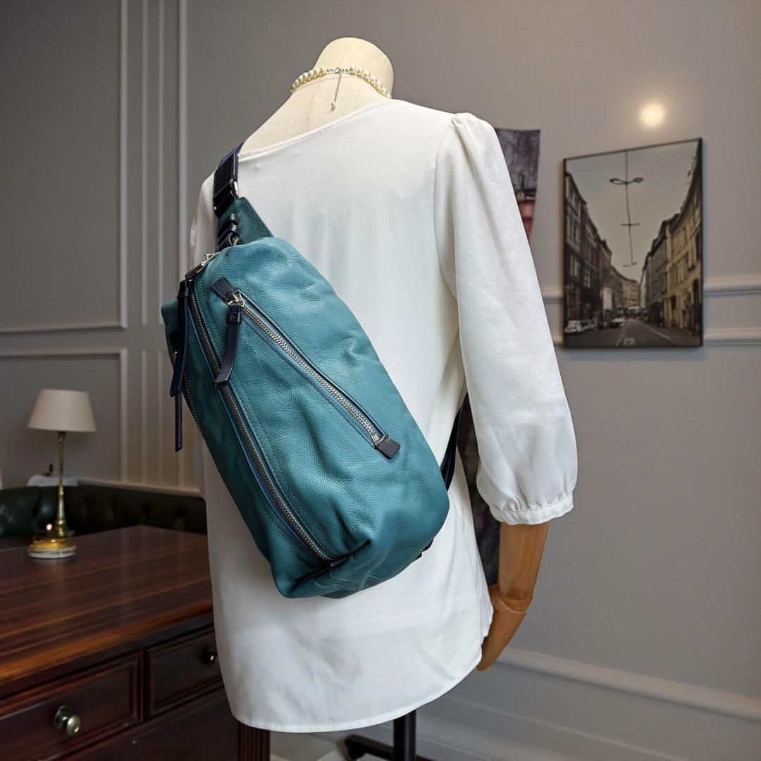 ✨希少色✨コーチ ボディバッグ トンプソン スリングバッグ クロスボディーレザー