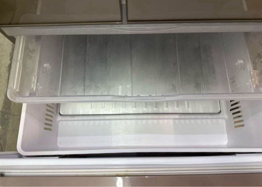 2015年式 565L HITACHI 冷蔵庫 R-G5700F(XN)