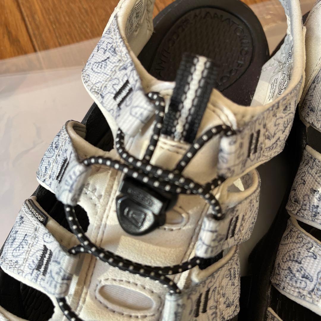 KEEN 防水スポーツサンダル ホワイト/ブラック２８.５cm