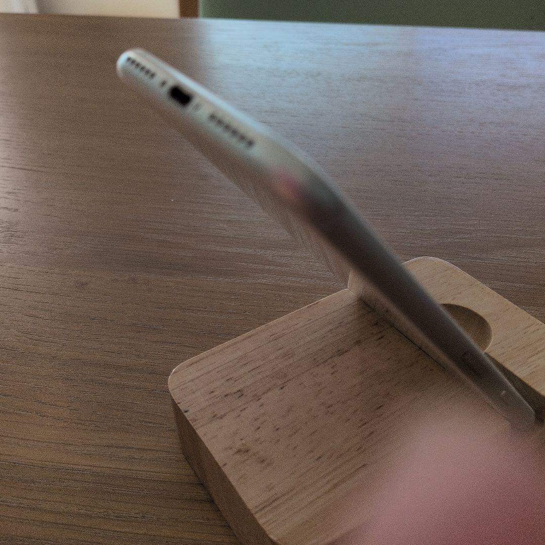 Apple iPhone 8 64GB ホワイト 本体