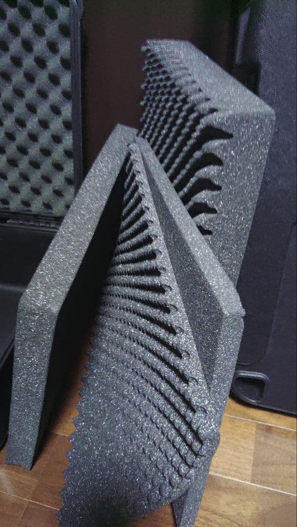 PELICANCASE 1550 ペリカンケース　フォーム付き