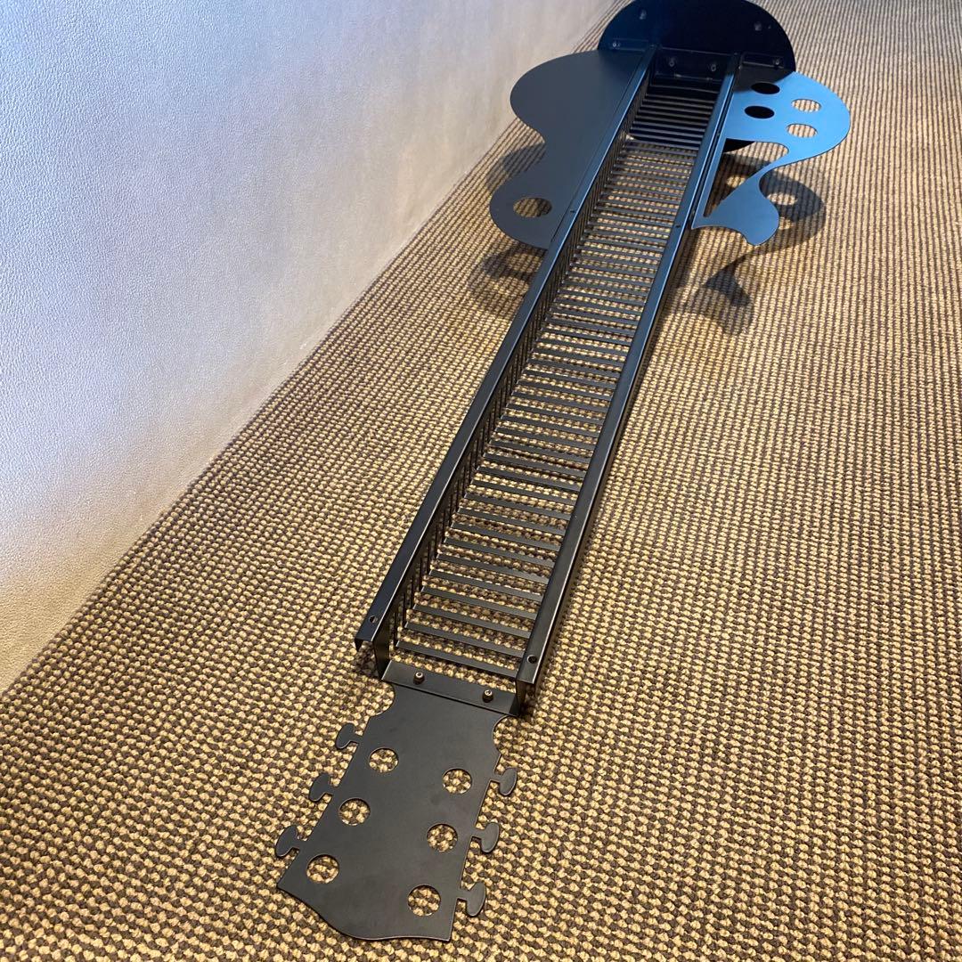 レア・希少　入手困難　CDラック・タワー　CD収納　ギターデザイン　約60枚収納