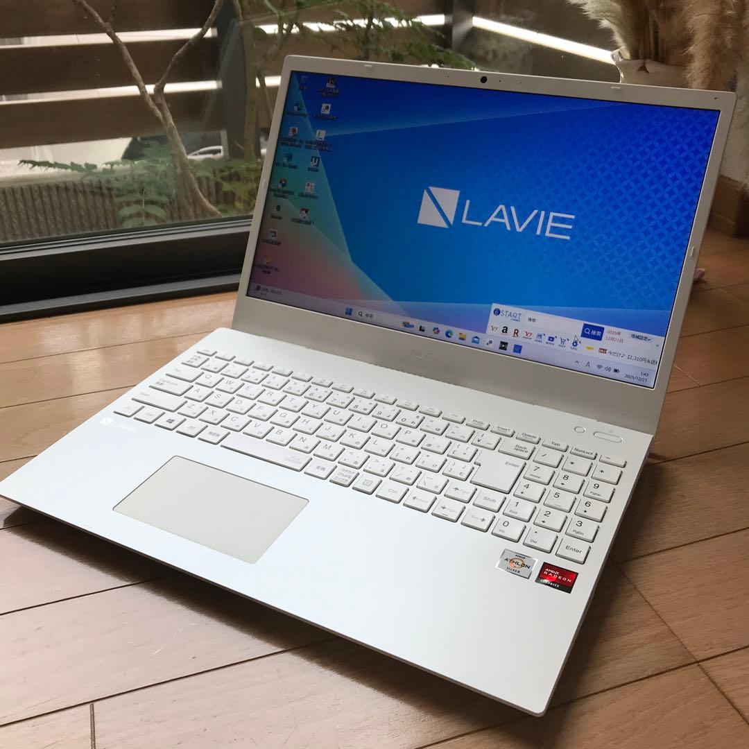 美品NEC LaVie N1510/AAW 【office 】