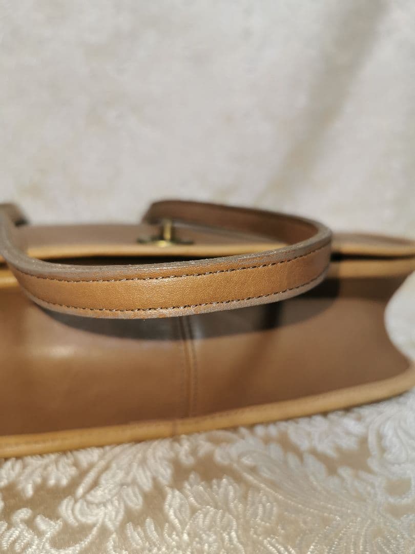 希少　オールド　コーチ　ショルダーバッグ　9326　USA製　牛革 B5 サイズ