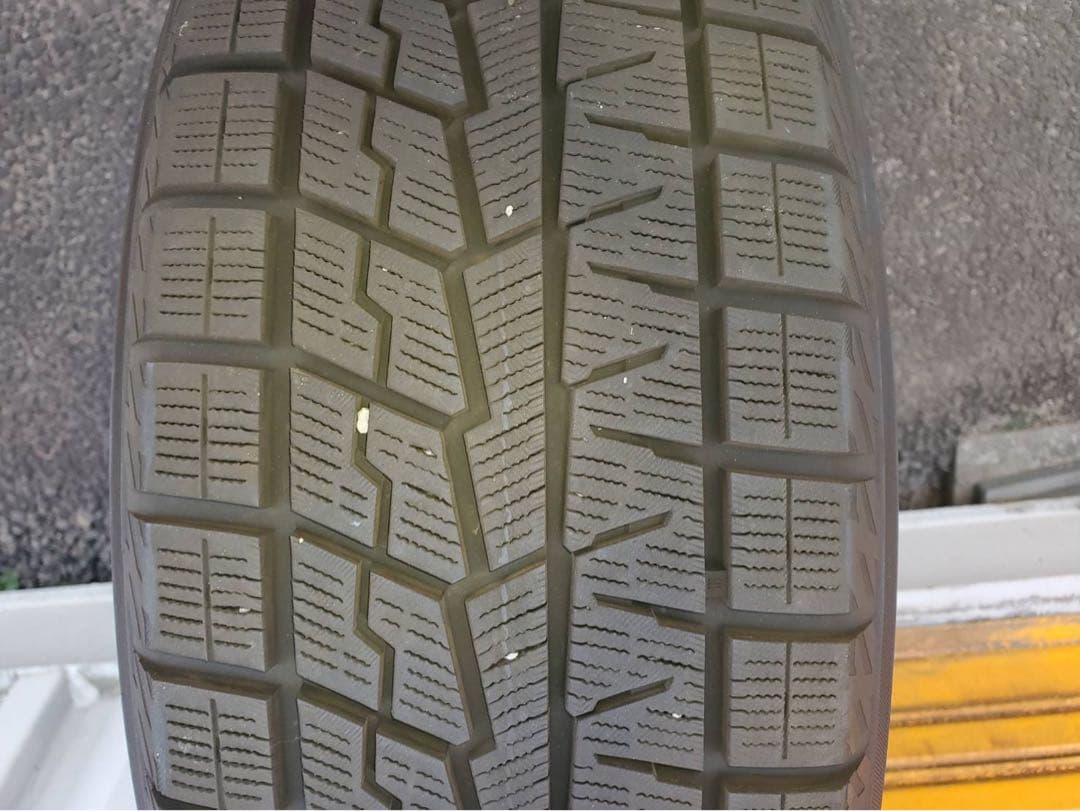 BMW X3,X4 G01,G02スタットレスタイヤ18インチ