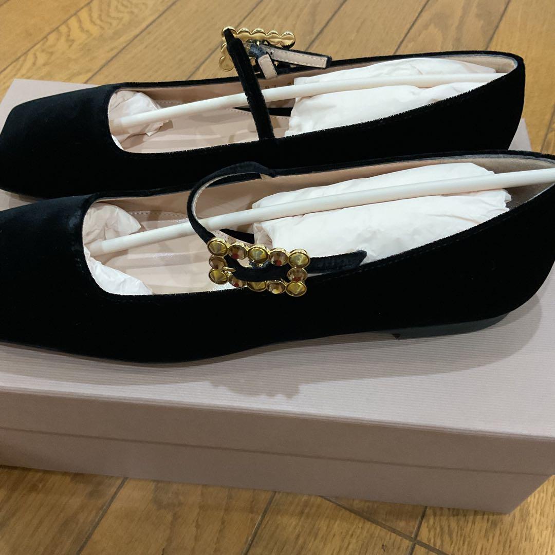 ジャンヴィットロッシ　メリージェーン　ベルベット　ブラック　新品未使用　箱　37