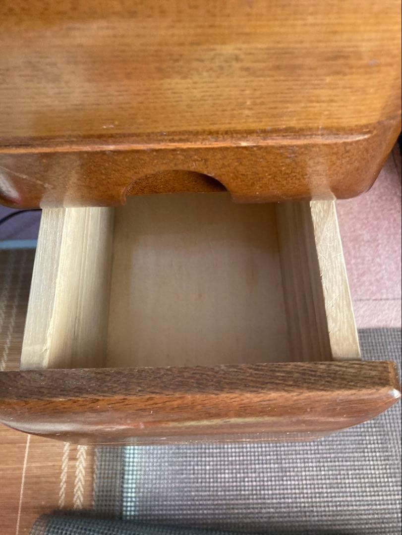 ブラウン　木製　ドレッサー　鏡台　化粧鏡　ミラー　コンセント　レトロ　ブラウン