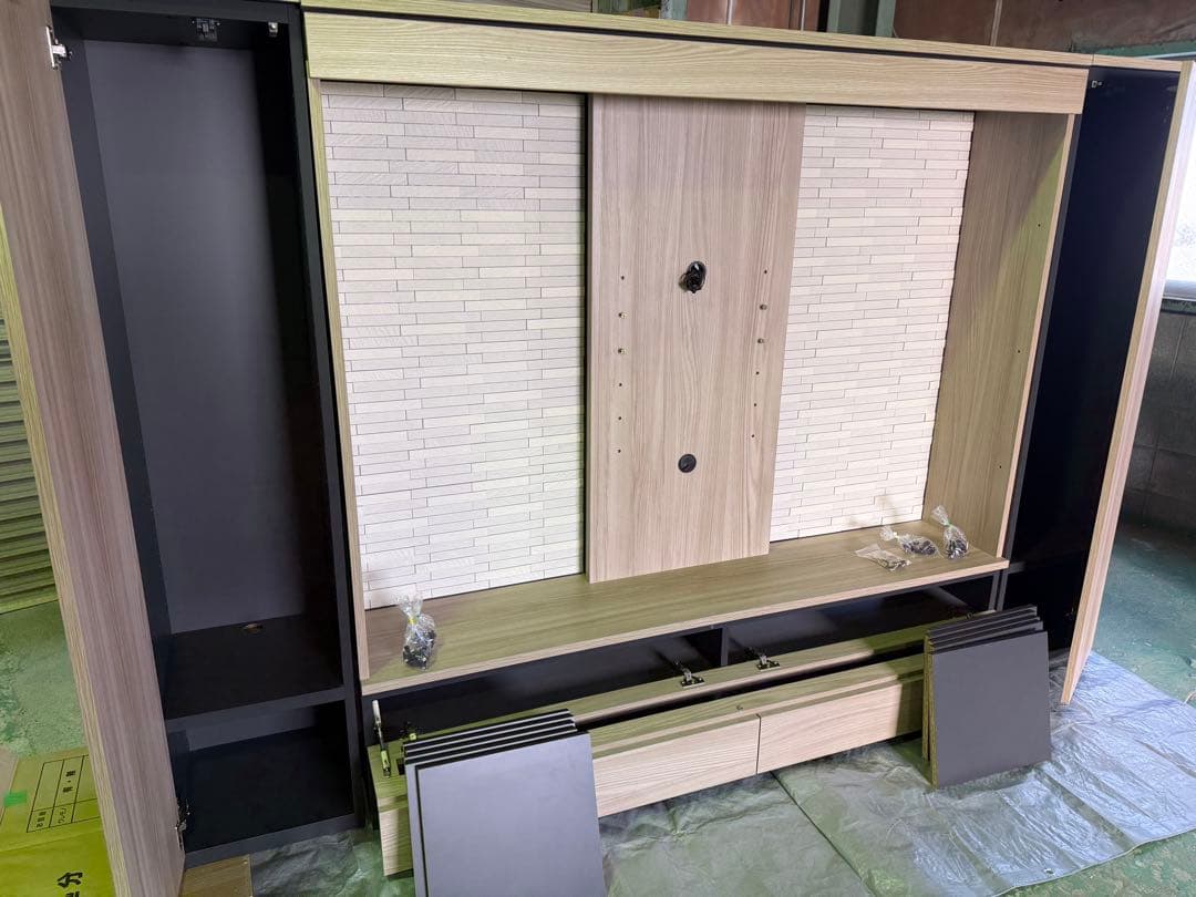 テレビボード　大型