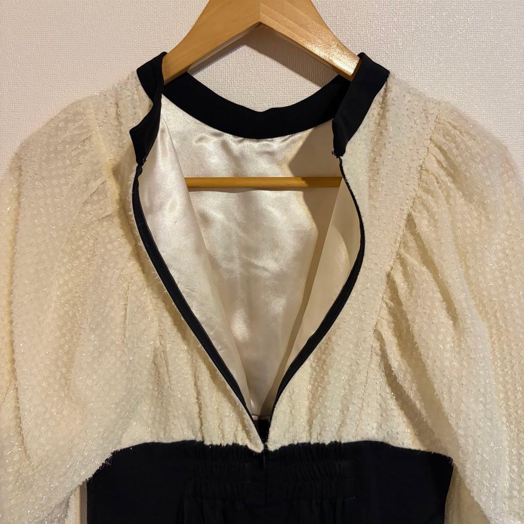 Audrey and John Wad ラメジャガード×サテンマーメイドドレス