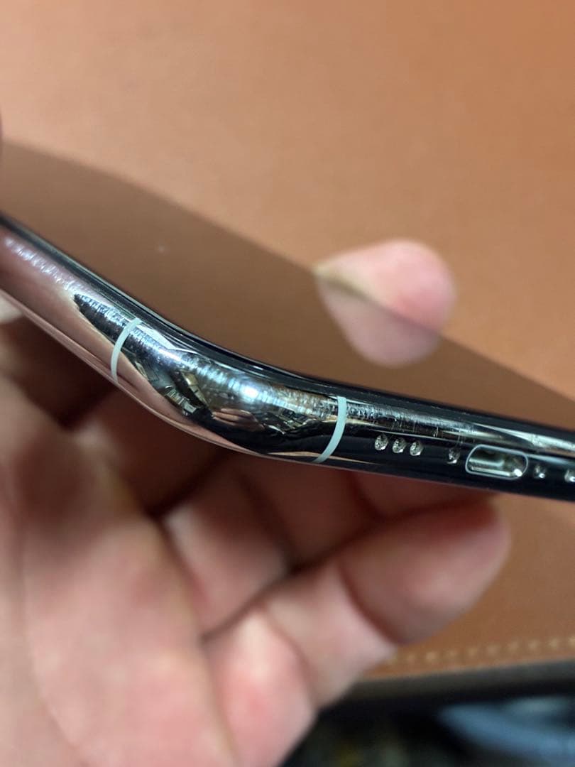 iPhone 11 Pro 256GB シルバー　バッテリー90%