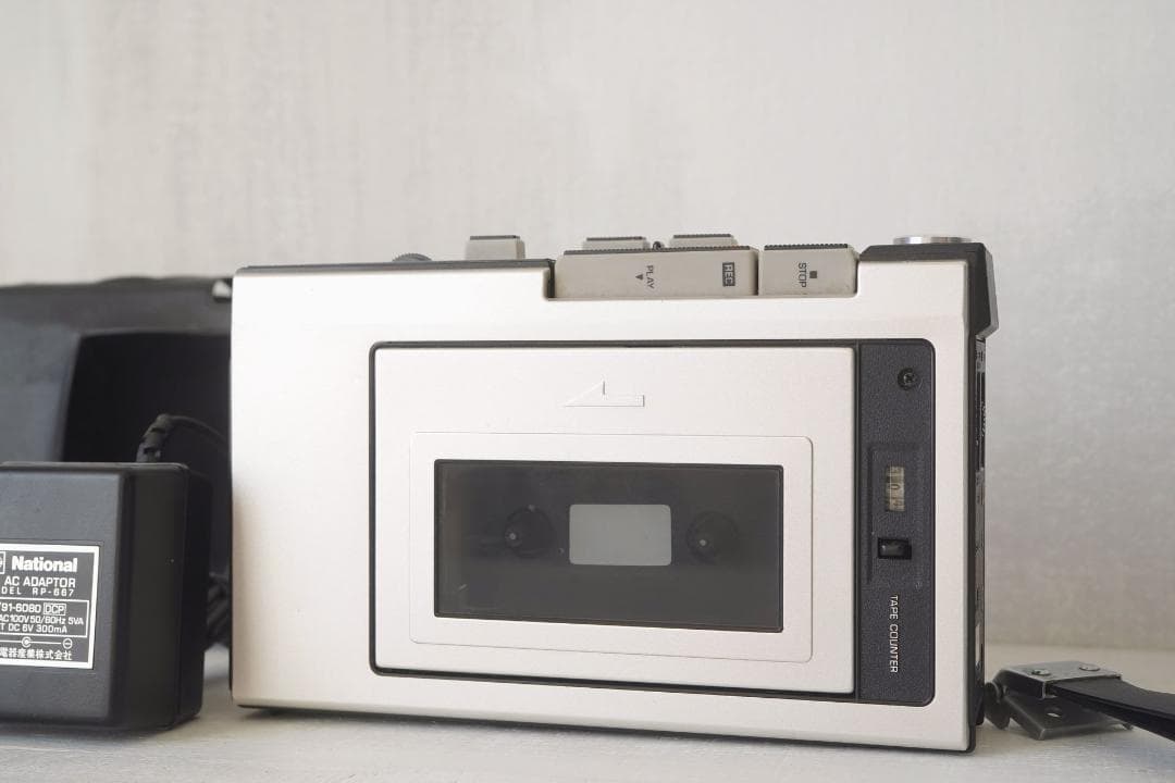 National カセットレコーダー RQ-333 ケース&アダプター付き 美品