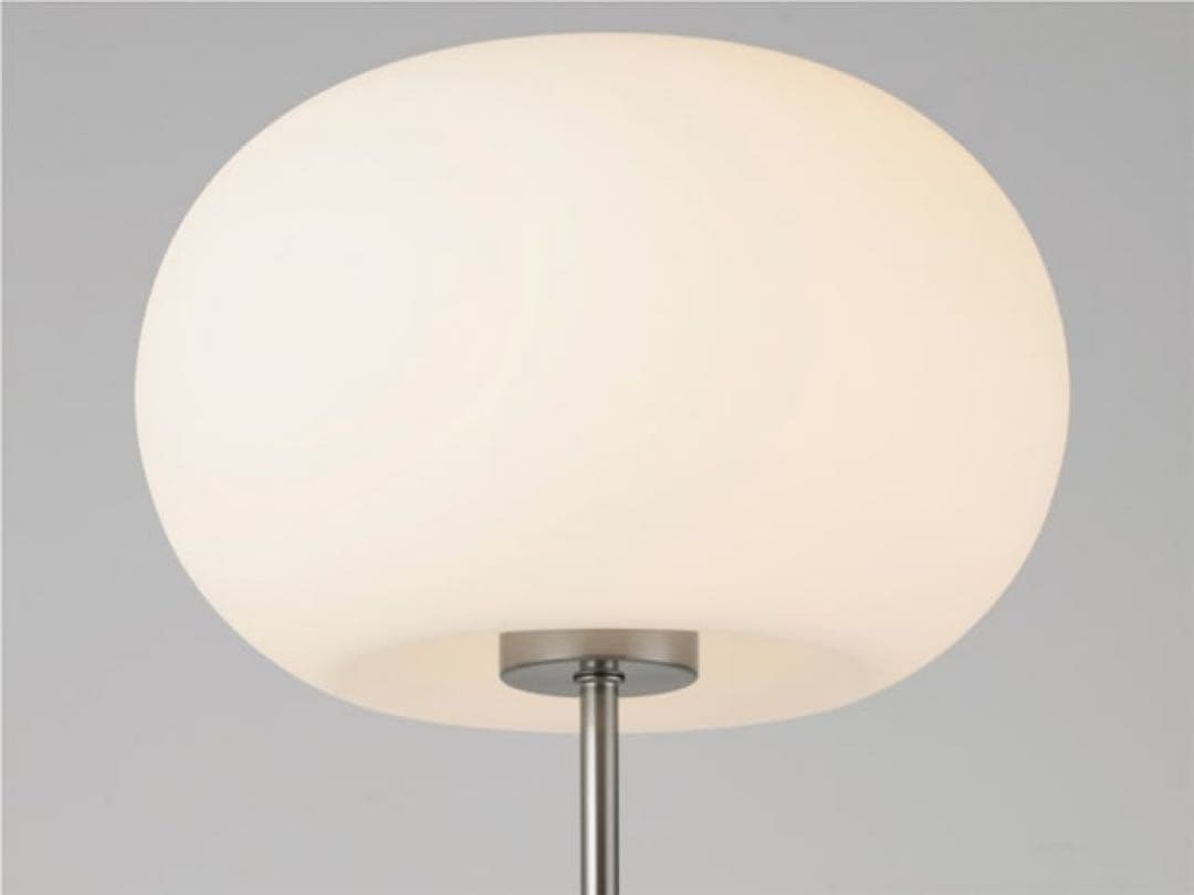 ホワイト フロアスタンド ランプ