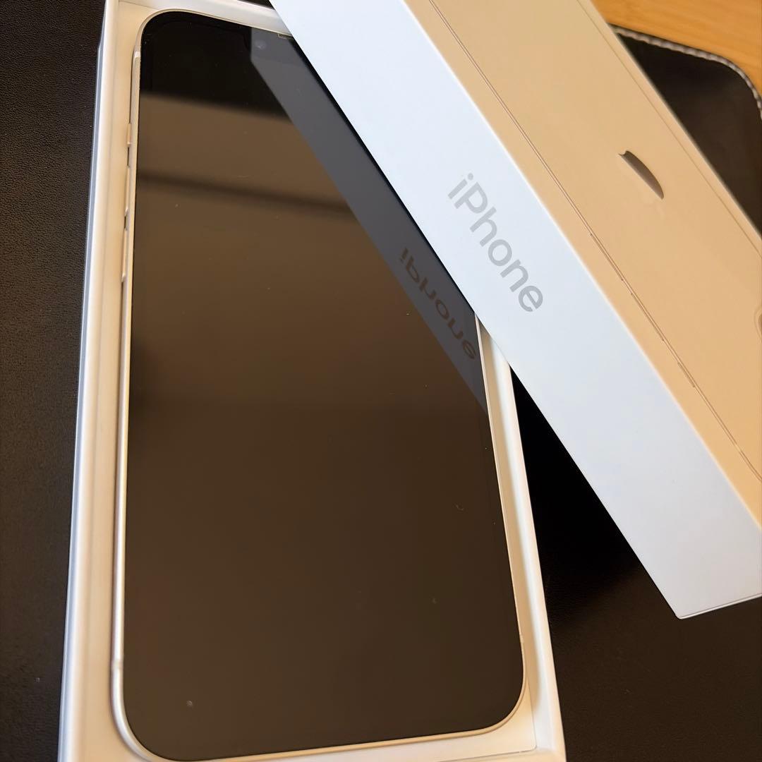 Jhotha29　Apple iPhone 13 本体 256GB