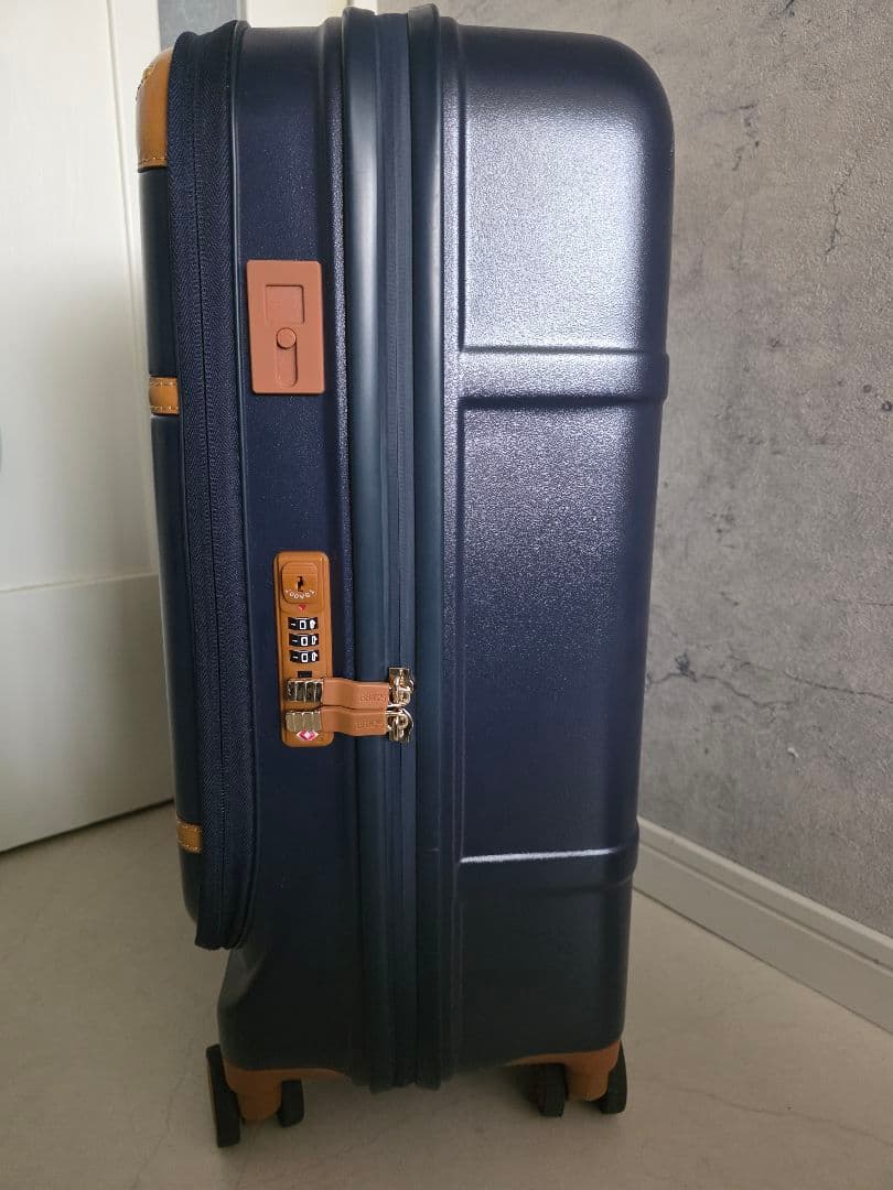brics ブリックス ベラージオ USBポート付き スーツケース