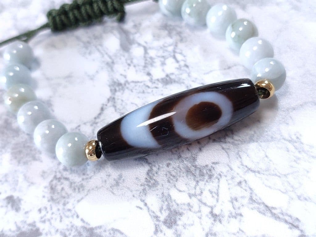 ◇ゆりんこ◇日月星天珠とビルマ翡翠のパワーストーン