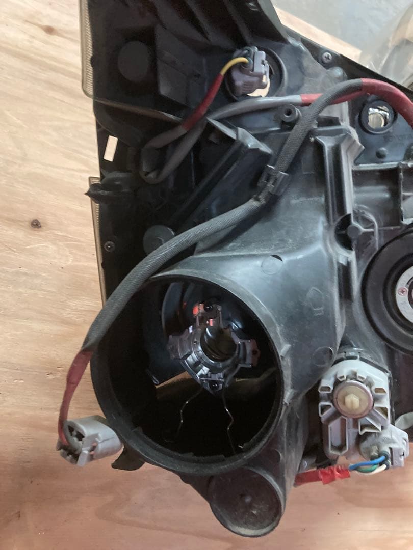 トヨタ70 75ヴォクシー後期ヘッドライト左右　TOYOTA VOXY