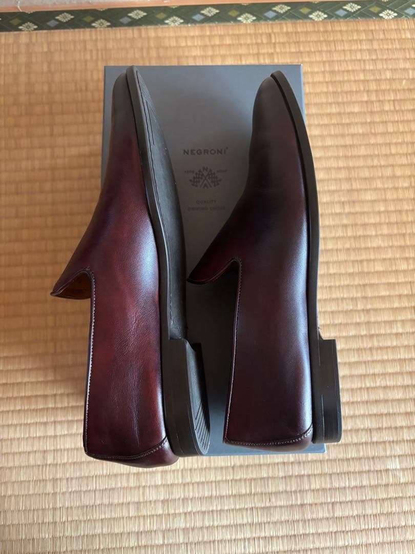MAGNANNI ローファー
