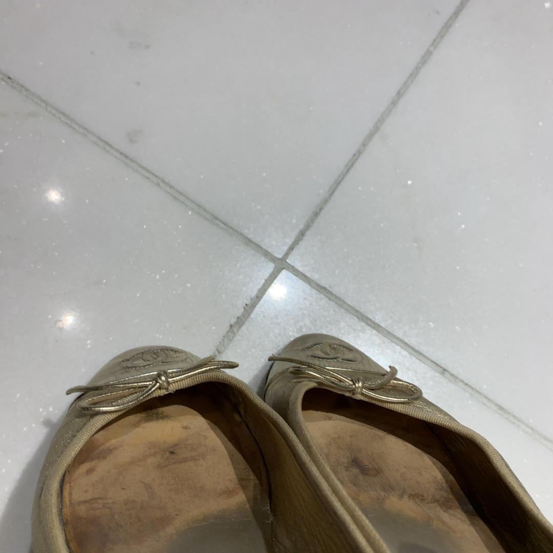 CHANEL シャネル バレエシューズ ゴールド CCロゴ フラット 24cm