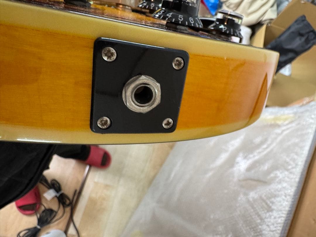 Epiphone ES-339 Vintage Sunburst ギター