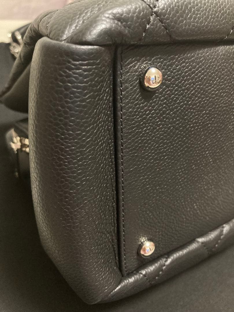 ぐーさん　正規美品　CHANEL マトラッセ　キルティングトートバッグ　黒