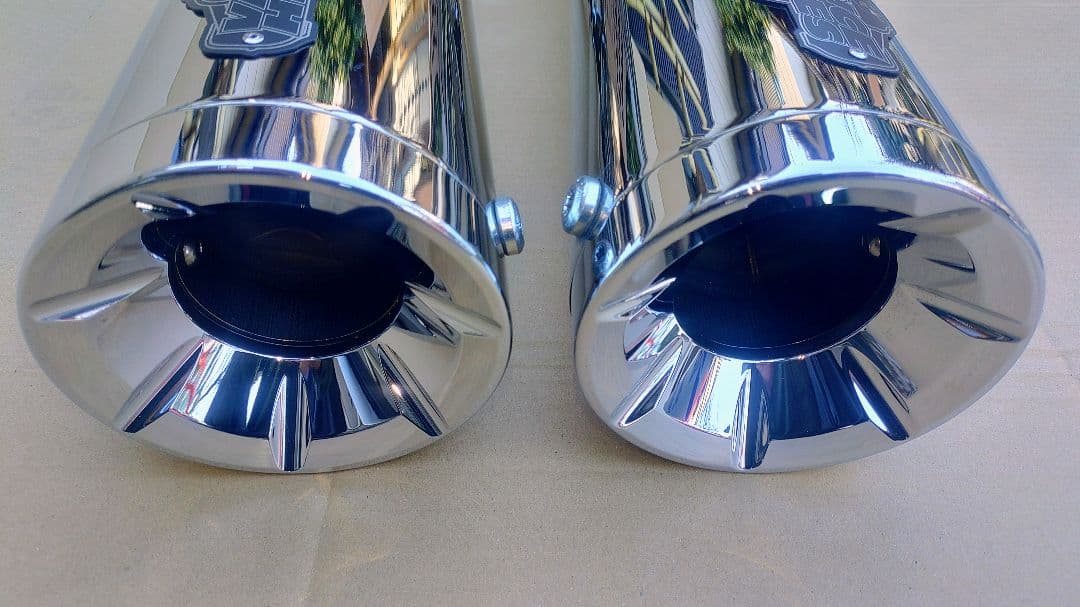 BMW R18／VANCE＆HINESマフラー