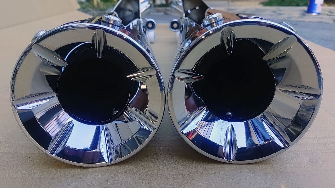 BMW R18／VANCE＆HINESマフラー