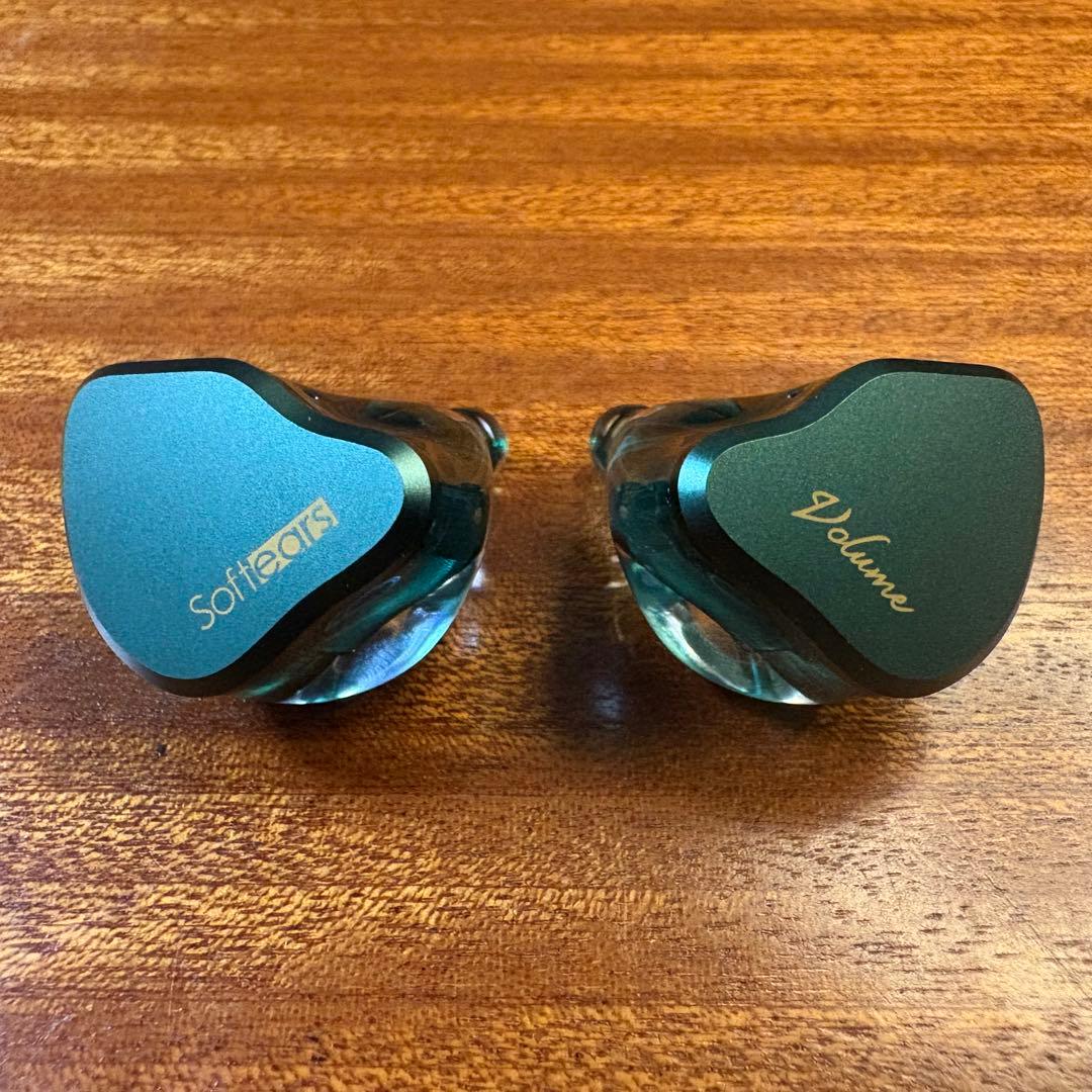 SoftEars Volume リケーブル可能イヤホン