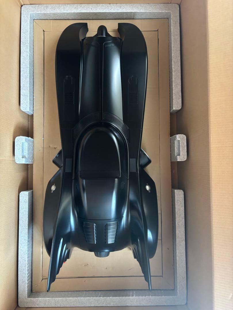 ホットトイズ バットマン 1/6 バットモービル　1989年版