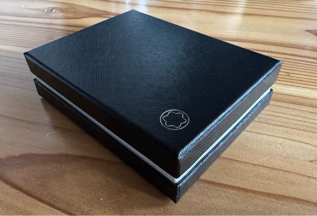 【新品】Montblanc 名刺入れ　カードケース