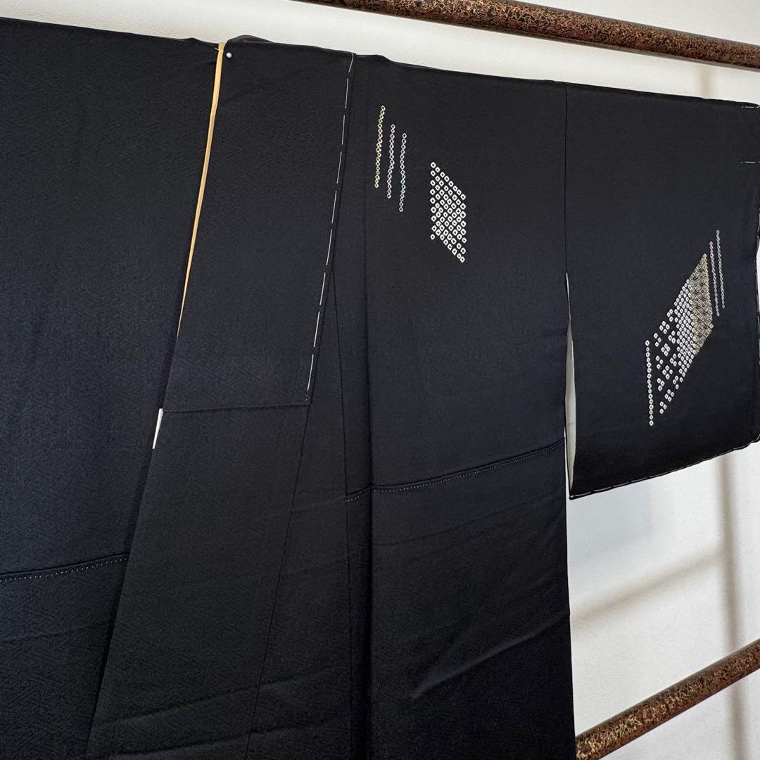 三松しつけ付き　正絹　袷　訪問着　付け下げ　着物　167裄67 刺繍　黒　絞り