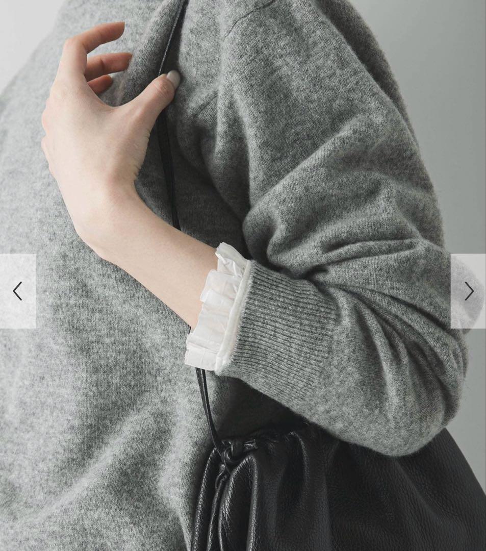 URBAN RESEARCH フリルデザインシアーカットソー