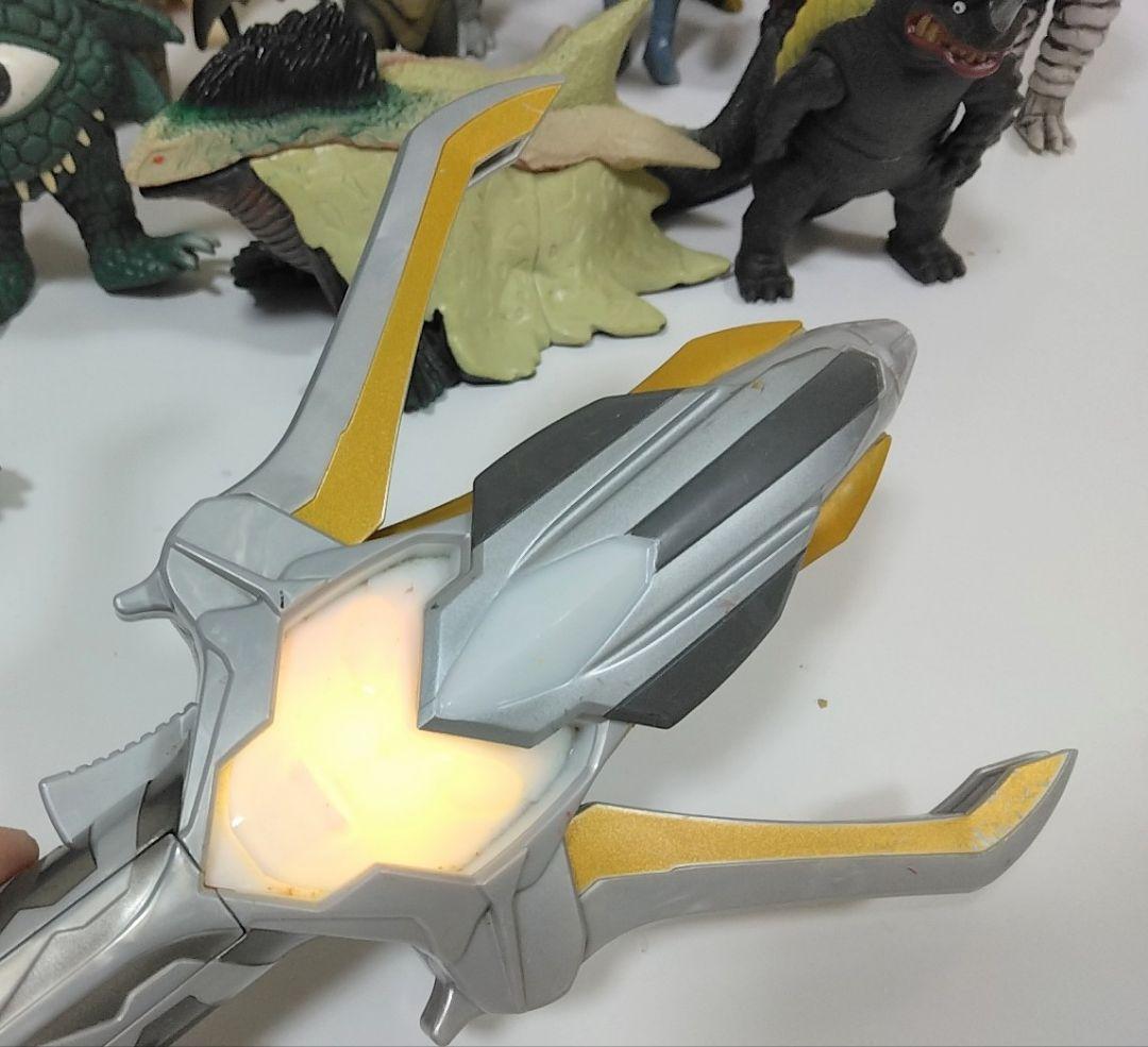 ウルトラマンシリーズ 怪獣フィギュア39体＋DXギンガスパーク付き☆全40個