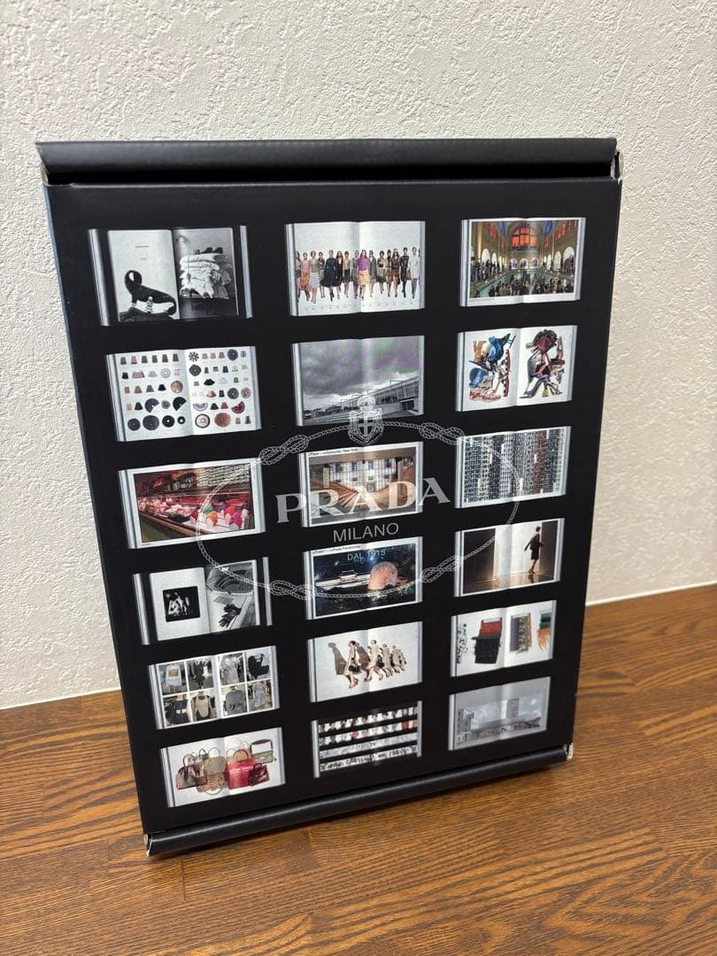 アート・デザイン・音楽 PRADA BOOK