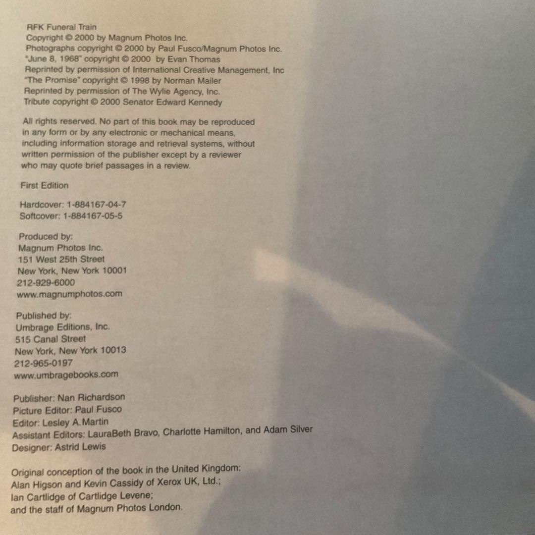 Paul Fusco / RFK Funeral Train サイン入り初版