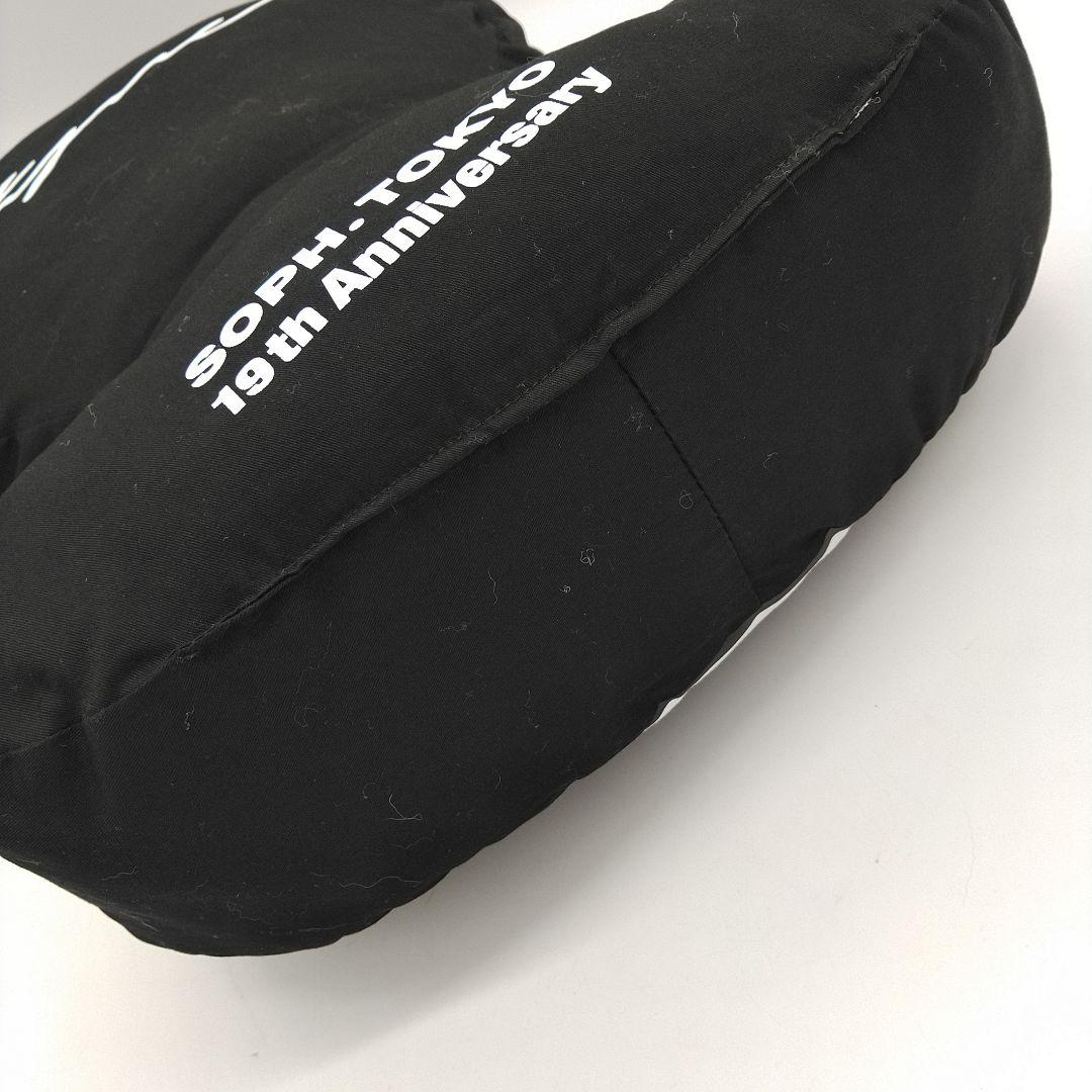 ほぼ新品　非売品　SOPH. TOKYO　19周年　KYNE　コラボ　クッション