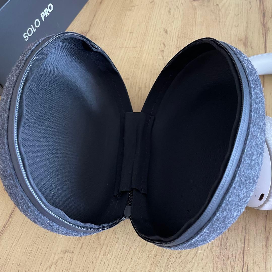 Beats Solo Pro ワイヤレスヘッドホン グレイ